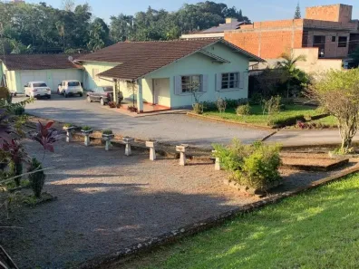 Lote/Terreno à venda, 180m² no Anita Garibaldi, Joinville