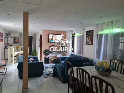 Casa com 4 Quartos à venda, 182m² no Embaré, Santos