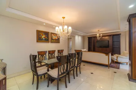 Apartamento com 2 Quartos para alugar, 113m² no Batel, Curitiba