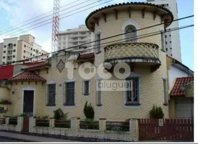 Imóvel Comercial com 4 Quartos para alugar, 320m² no Fundinho, Uberlândia