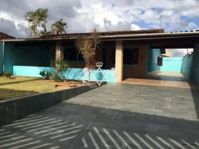 Casa com 3 Quartos à venda, 210m² no Poiares, Caraguatatuba