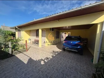 Casa com 4 Quartos à venda, 192m² no Brejarú, Palhoça