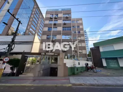Apartamento com 2 Quartos para alugar, 80m² no Centro, Florianópolis