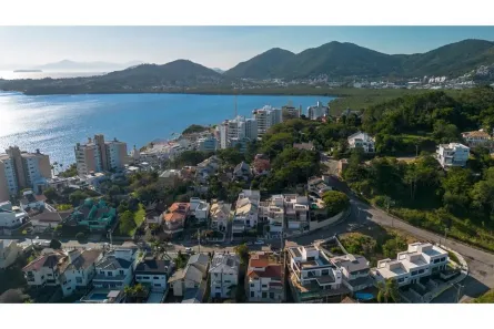 Casa com 4 Quartos à venda, 596m² no João Paulo, Florianópolis