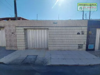 Casa com 3 Quartos para alugar, 130m² no Parque Manibura, Fortaleza