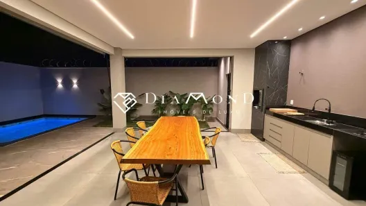 Casa com 3 Quartos à venda, 250m² no Grand Ville, Uberlândia
