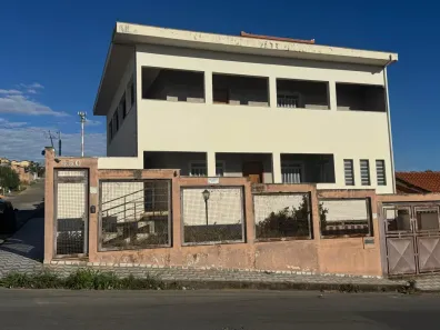 Casa com 5 Quartos à venda, 270m² no Nossa Senhora Aparecida, Florestal