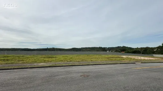 Lote/Terreno à venda, 811m² no Condomínio Recanto da Baronesa, São José dos Campos