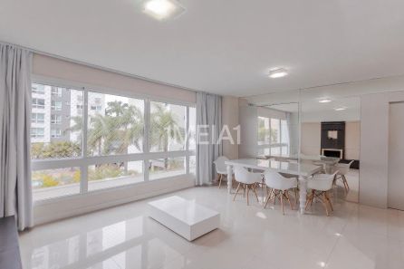 Apartamento com 3 Quartos para venda ou aluguel, 106m² no Passo da Areia, Porto Alegre