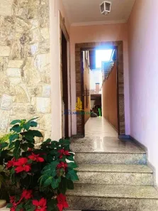 Sobrado com 4 Quartos à venda, 205m² no Jardim Barbosa, Guarulhos