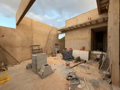 Casa com 3 Quartos à venda, 75m² no Planalto, Montes Claros