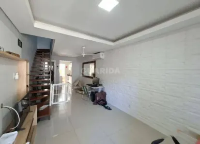 Casa com 2 Quartos para alugar, 80m² no Hípica, Porto Alegre