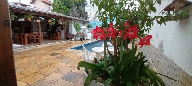 Casa com 3 quartos — Planalto, Belo Horizonte