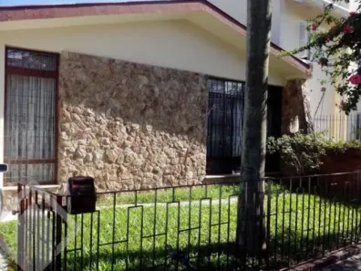 Casa com 3 Quartos à venda, 330m² no Cavalhada, Porto Alegre
