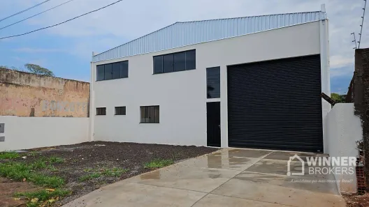 Galpão/Depósito/Armazém à venda, 600m² no Jardim Farropilha, Paranavaí