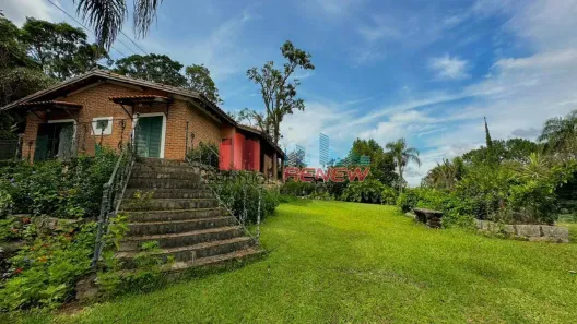 Fazenda/Sítio com 4 Quartos à venda, 359m² no Parque Valinhos, Valinhos