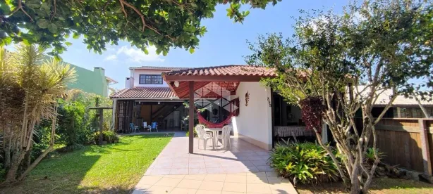 Casa com 4 Quartos à venda, 110m² no Centro, Garopaba