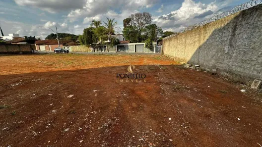 Lote/Terreno para alugar, 360m² no Vale das Palmeiras, Sete Lagoas