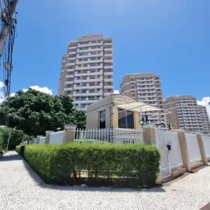 Apartamento com 2 Quartos para alugar, 73m² no Cambeba, Fortaleza