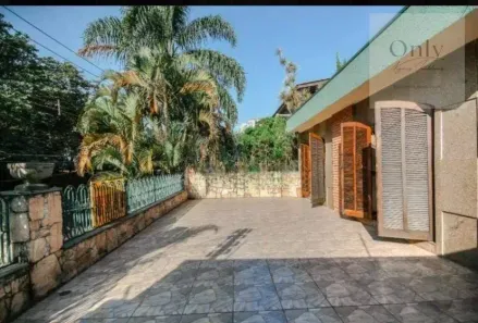 Casa com 5 Quartos à venda, 250m² no Bela Aliança, São Paulo