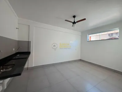 Flat com 1 Quarto para alugar, 28m² no Santana, Pindamonhangaba
