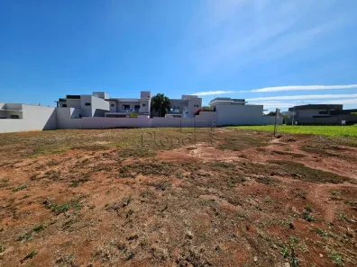 Lote/Terreno à venda, 391m² no Jardim Residencial Dona Lucilla, Indaiatuba