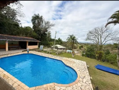 Fazenda/Sítio com 4 Quartos à venda, 500m² no Quintas de Pirapora II, Salto de Pirapora