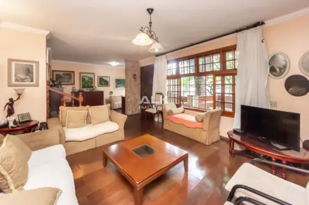Casa com 4 Quartos à venda, 254m² no Vila Madalena, São Paulo