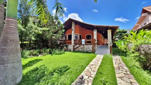 Casa de Condomínio com 3 Quartos à venda, 120m² no Gravatá Centro, Gravatá