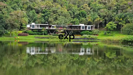 Fazenda/Sítio com 4 Quartos à venda, 660m² no Posse, Petrópolis