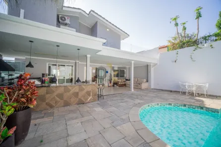 Casa de Condomínio com 4 Quartos à venda, 307m² no São Paulo II, Cotia