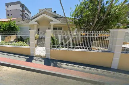 Casa com 4 Quartos à venda, 230m² no Coqueiros, Florianópolis
