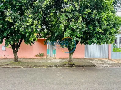 Casa com 5 Quartos à venda, 360m² no Aurora, Londrina