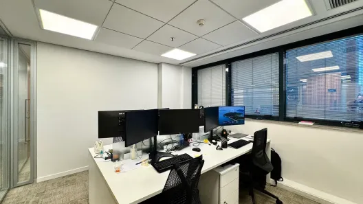 Sala Comercial para venda ou aluguel, 187m² no Cidade Monções, São Paulo