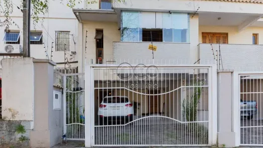 Casa com 4 Quartos à venda, 225m² no Chácara das Pedras, Porto Alegre