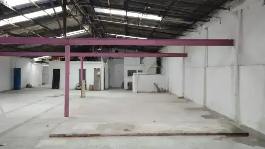 Galpão/Depósito/Armazém à venda, 692m² no Inhaúma, Rio de Janeiro