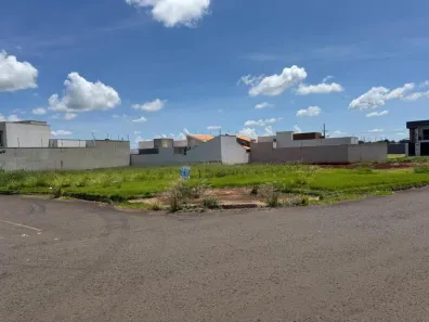 Lote/Terreno à venda, 392m² no Bom Jardim, Maringá