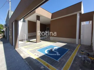 Prédio Comercial para alugar, 270m² no Osvaldo Rezende, Uberlândia