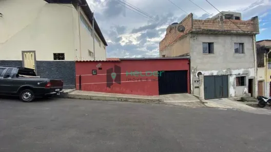 Casa com 3 Quartos à venda, 200m² no Santa Helena, Contagem