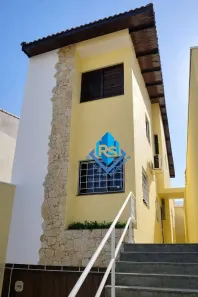 Sobrado com 3 Quartos à venda, 202m² no Vila Floresta, Santo André