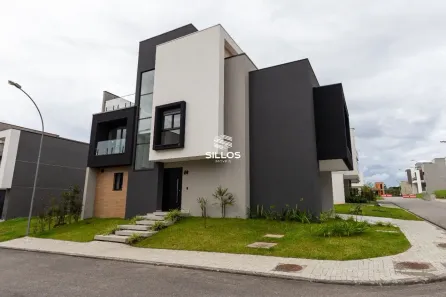 Casa de Condomínio com 3 Quartos à venda, 194m² no Santa Cândida, Curitiba