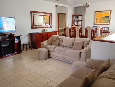 Casa com 3 Quartos para alugar, 220m² no Jardim das Indústrias, São José dos Campos