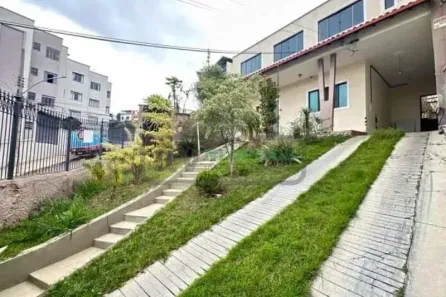 Casa com 4 Quartos à venda, 387m² no Mundo Novo, Juiz de Fora