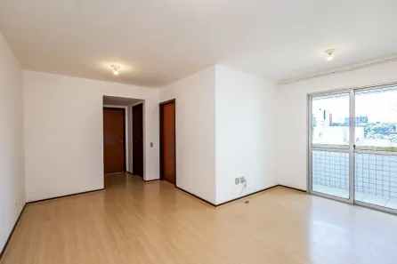 Apartamento com 3 Quartos para alugar, 80m² no Portão, Curitiba