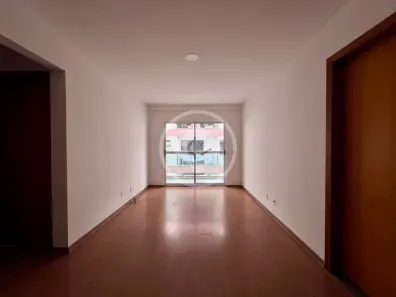 Apartamento com 2 Quartos para alugar, 71m² no Várzea, Teresópolis