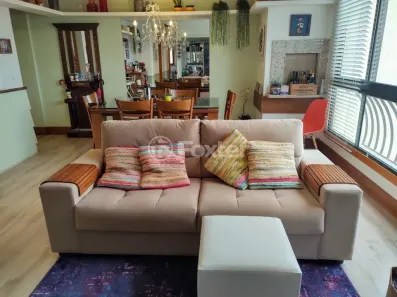 Apartamento com 3 Quartos à venda, 87m² no Passo da Areia, Porto Alegre