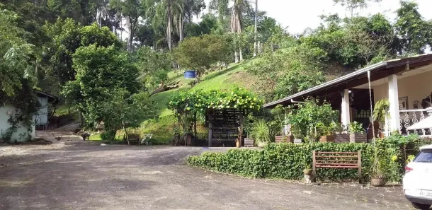 Casa com 4 Quartos à venda, 300m² no Espinheiros, Itajaí