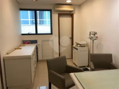 Sala Comercial à venda, 36m² no Vila Uberabinha, São Paulo
