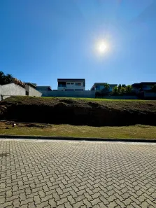 à venda, 720m² no Condomínio Reserva do Paratehy, São José dos Campos