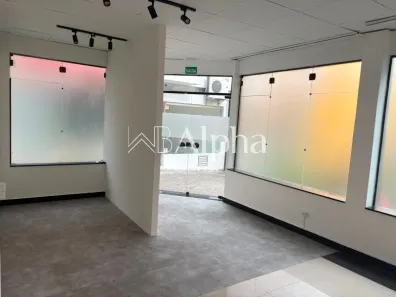 Sala Comercial para alugar, 60m² no Condomínio Centro Comercial Alphaville, Barueri